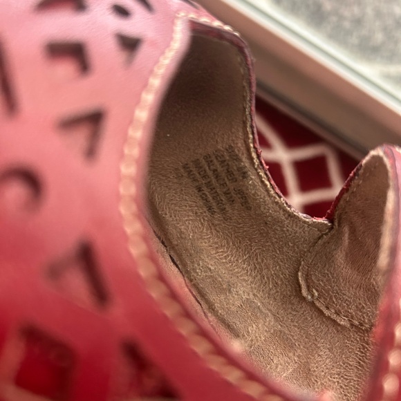 Klogs size 8 medium red leather upper shoes - Picture 8 of 9